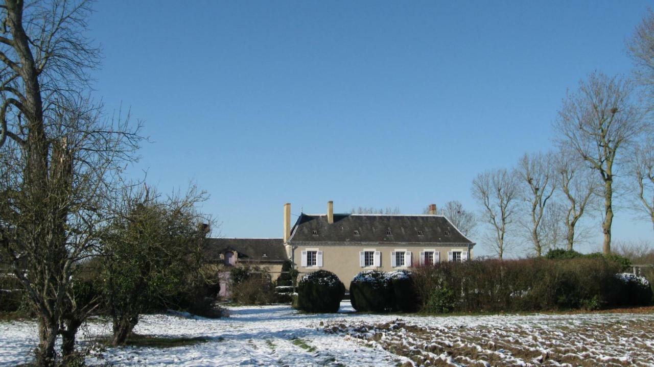 Le Petit Bois Bed & Breakfast Chateau-la-Valliere Exterior photo